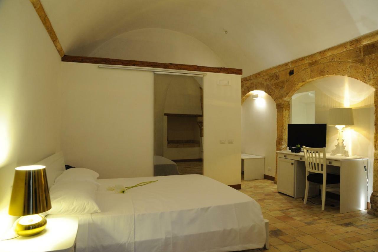 Il Nido Dei Falchi B&B Altamura Extérieur photo